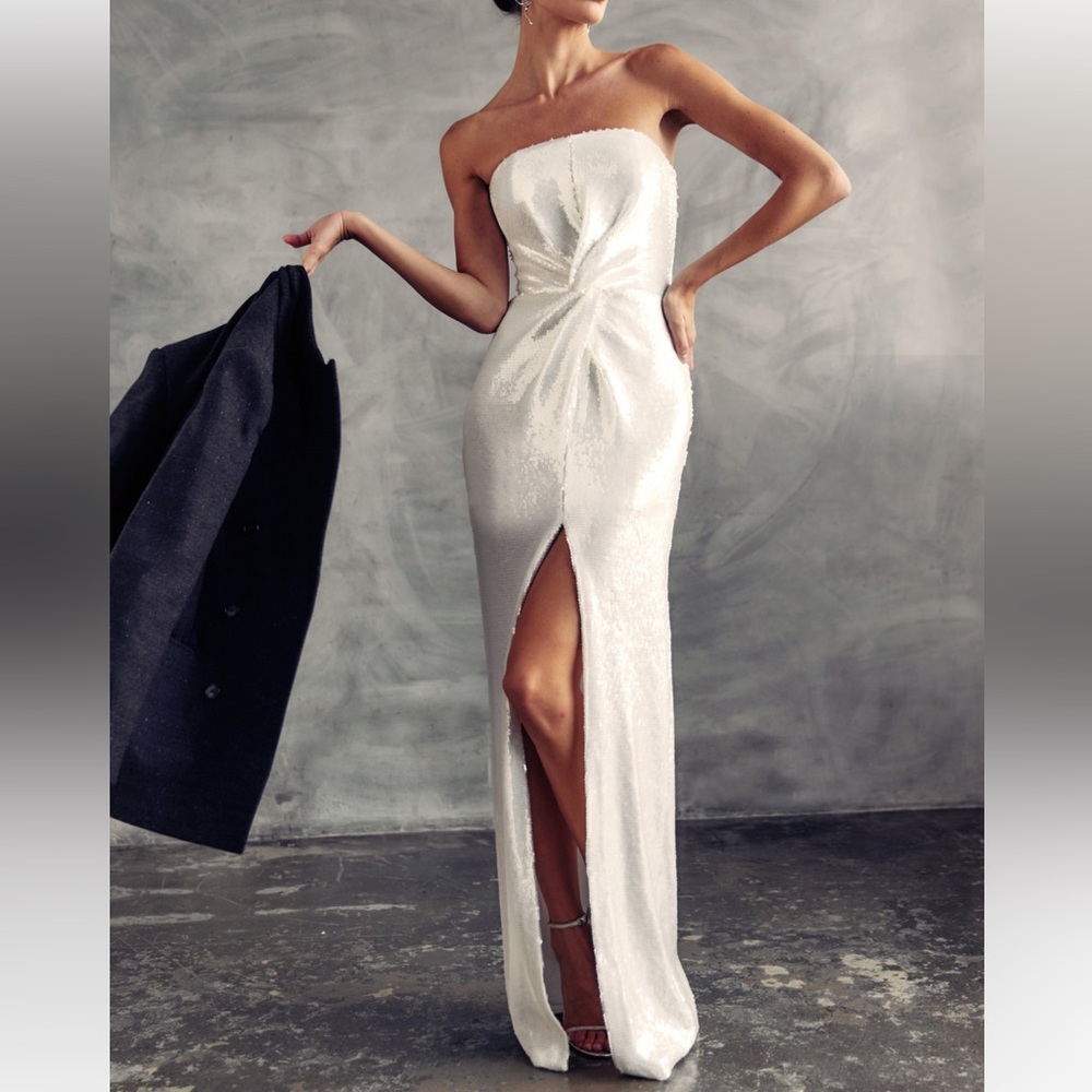 Bridal after party dress !! NWT Nadine Merabi sequin dress strapless